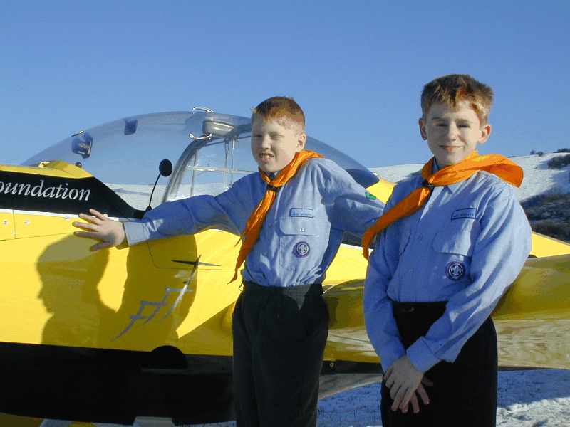 Scouts by glider - Faulkes Flying Foundation